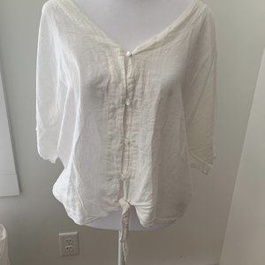 White Gap Linen tie front top size Petite L